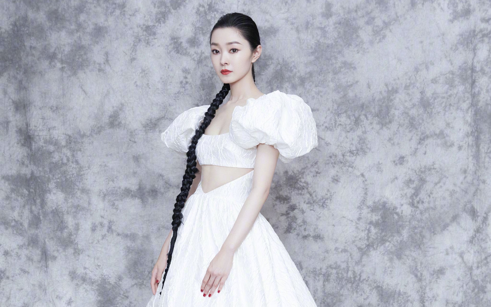 爱游戏体育（AYX）官方APP下载-尤文图斯主教练谈战术，备战欧冠关键战，尤文图斯新任主教练