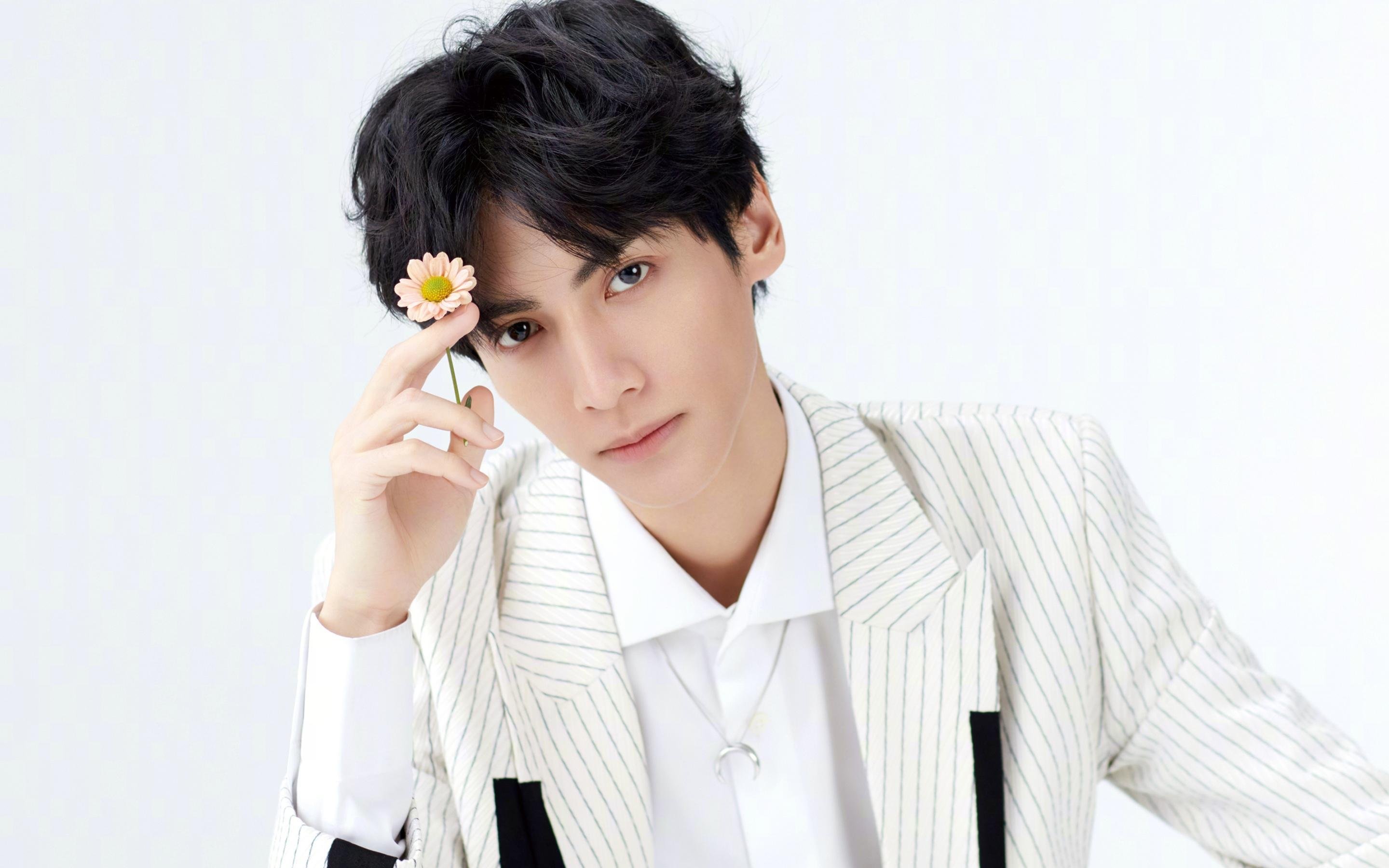 爱游戏下载-“马丁·高尔西的坚韧表现成就阿根廷美洲狮队的进攻与防守平衡”